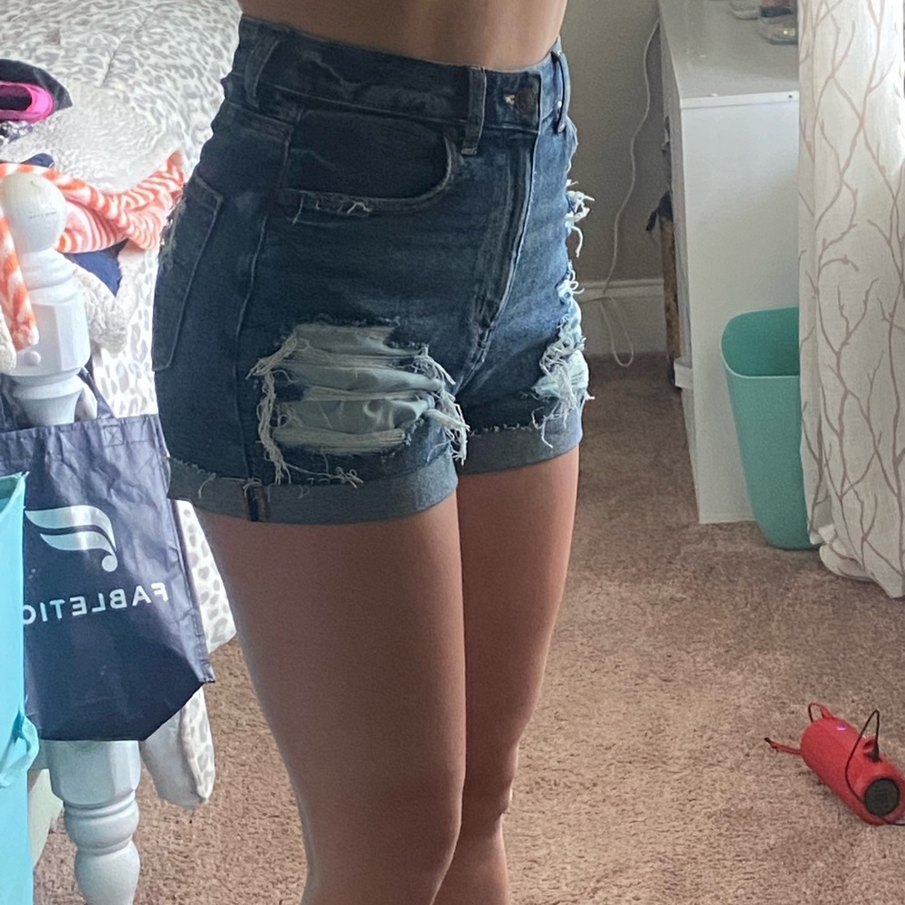 NWOT American Eagle shorts